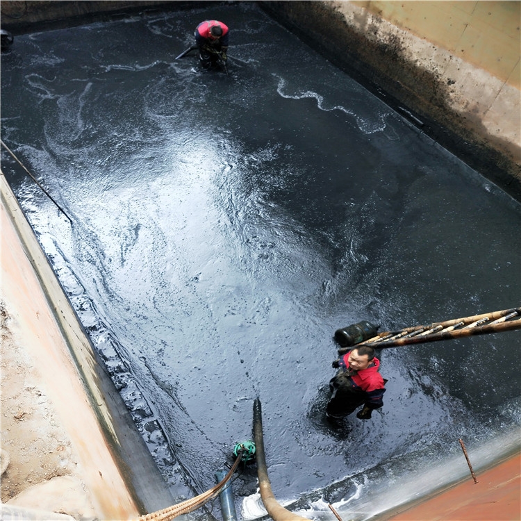 措勤废水池清理